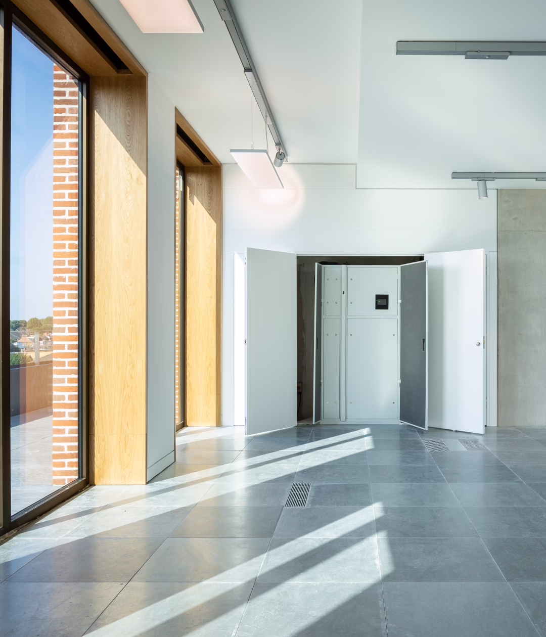 low pressure underfloor air conditioning